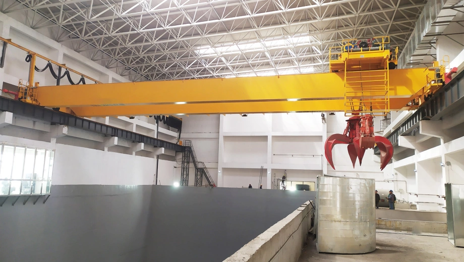 QZ Grab Double Girder Overhead Crane.webp