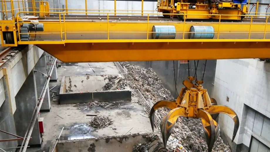 QZ Grab Double Girder Overhead Crane.webp