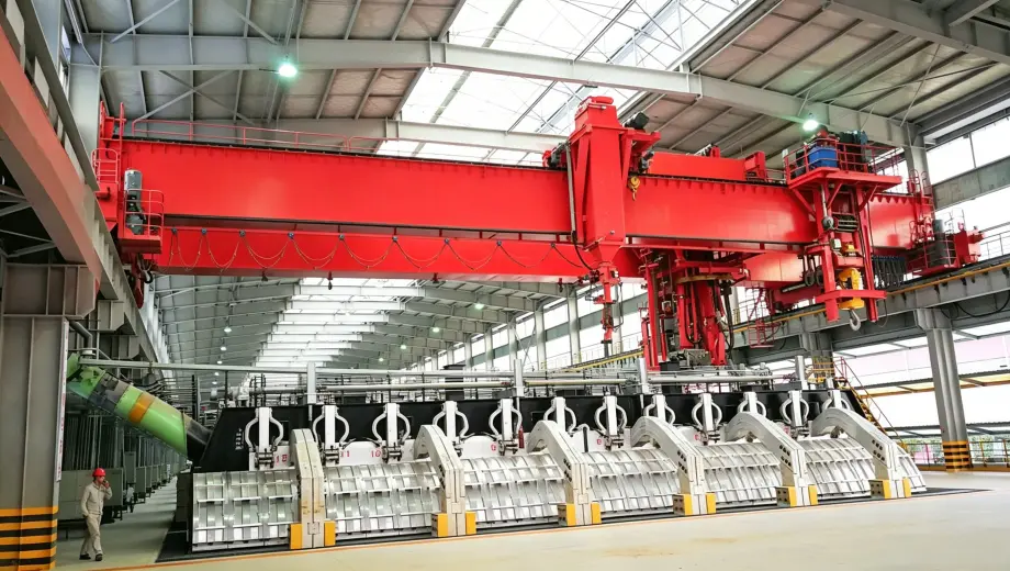 Multifunction Crane for Electrolytic Aluminum.webp
